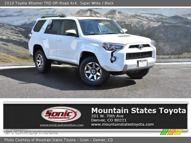 2019 Toyota 4Runner TRD Off-Road 4x4 in Super White