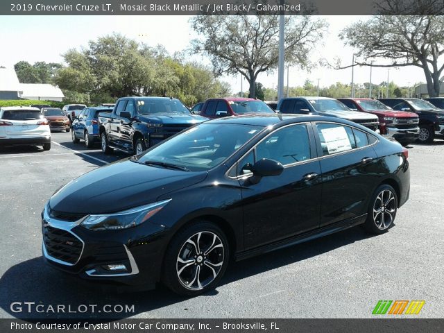 2019 Chevrolet Cruze LT in Mosaic Black Metallic