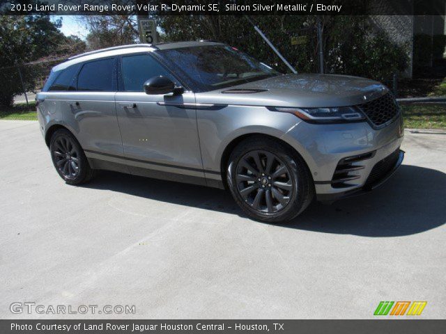 2019 Land Rover Range Rover Velar R-Dynamic SE in Silicon Silver Metallic