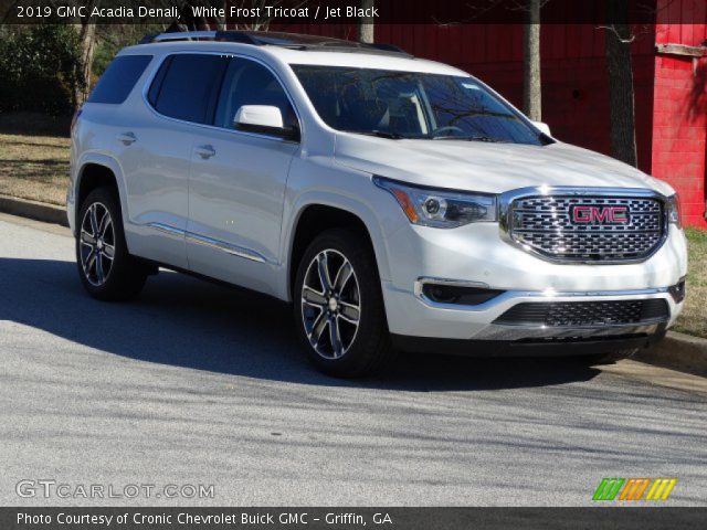 2019 GMC Acadia Denali in White Frost Tricoat