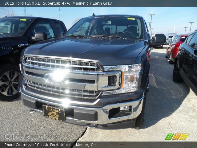 2019 Ford F150 XLT SuperCab 4x4 in Magnetic