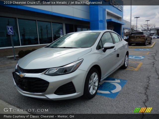 2019 Chevrolet Cruze LT in Silver Ice Metallic