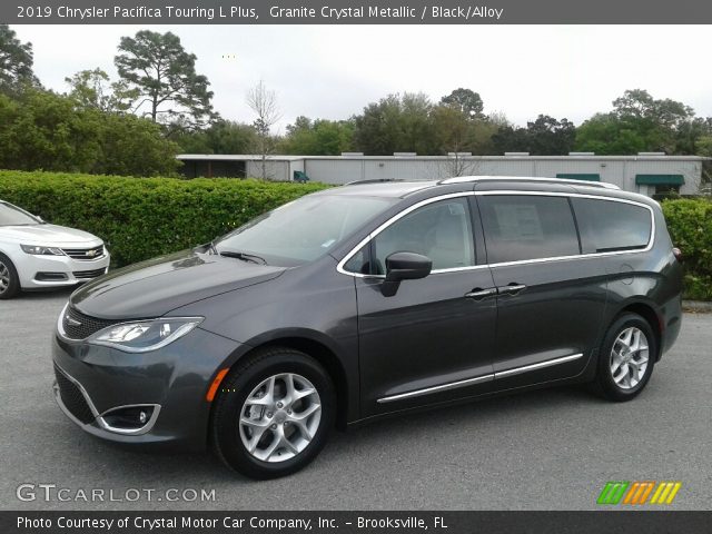 2019 Chrysler Pacifica Touring L Plus in Granite Crystal Metallic