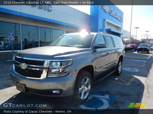 2019 Chevrolet Suburban LT 4WD in Satin Steel Metallic