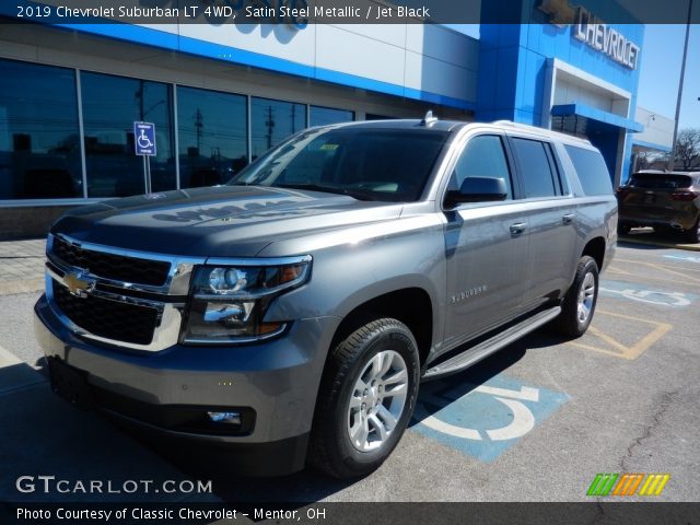 2019 Chevrolet Suburban LT 4WD in Satin Steel Metallic