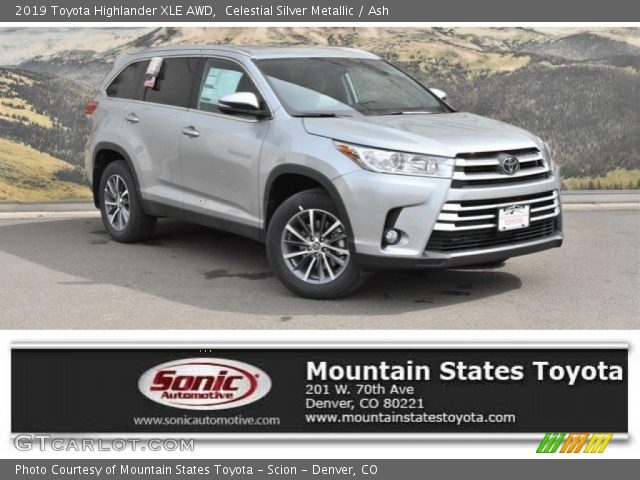 2019 Toyota Highlander XLE AWD in Celestial Silver Metallic