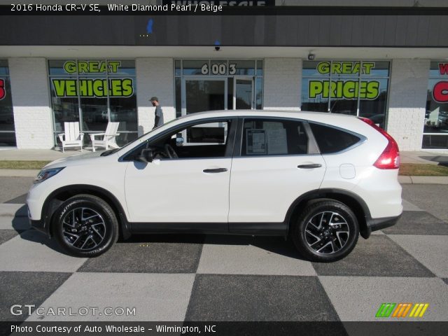 2016 Honda CR-V SE in White Diamond Pearl