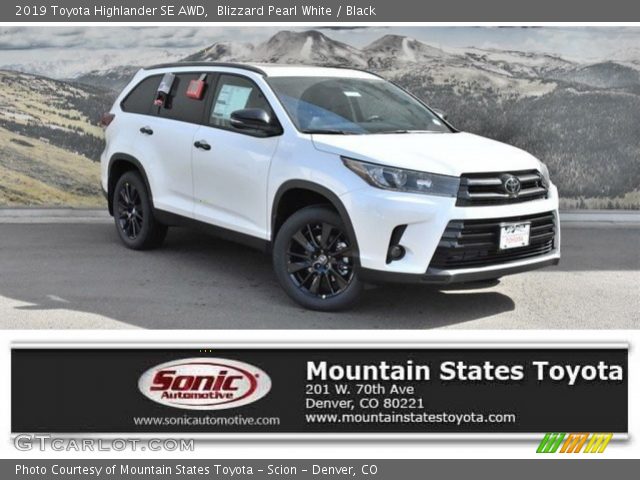 2019 Toyota Highlander SE AWD in Blizzard Pearl White
