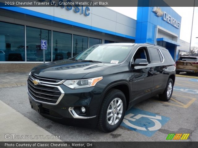 2019 Chevrolet Traverse LT in Graphite Metallic