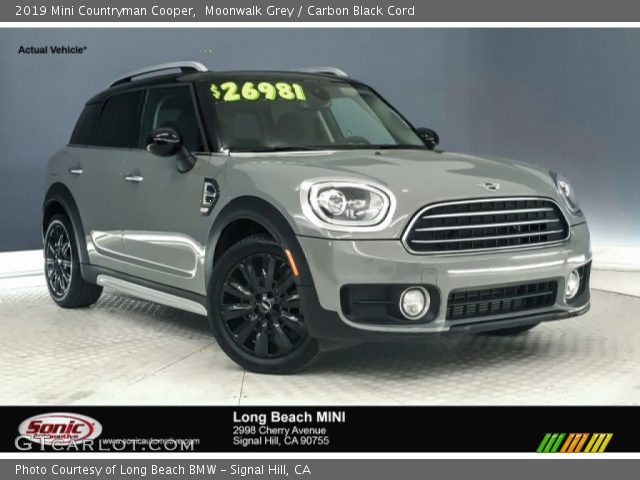 2019 Mini Countryman Cooper in Moonwalk Grey