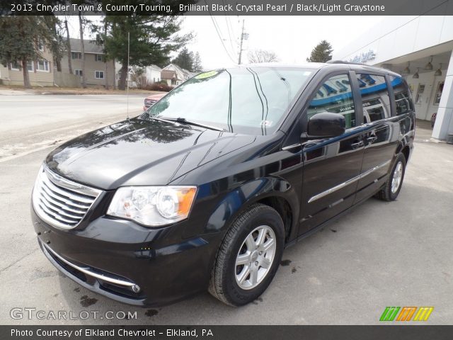 2013 Chrysler Town & Country Touring in Brilliant Black Crystal Pearl