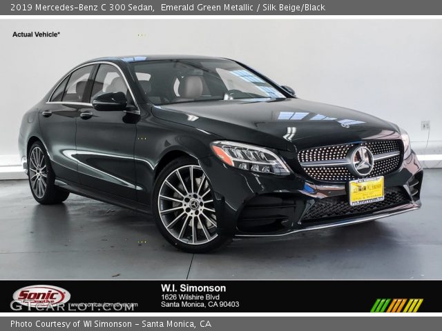 2019 Mercedes-Benz C 300 Sedan in Emerald Green Metallic