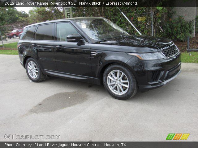 2019 Land Rover Range Rover Sport SE in Narvik Black
