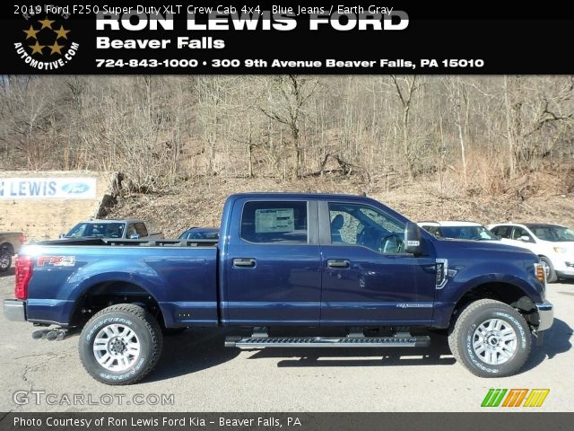2019 Ford F250 Super Duty XLT Crew Cab 4x4 in Blue Jeans