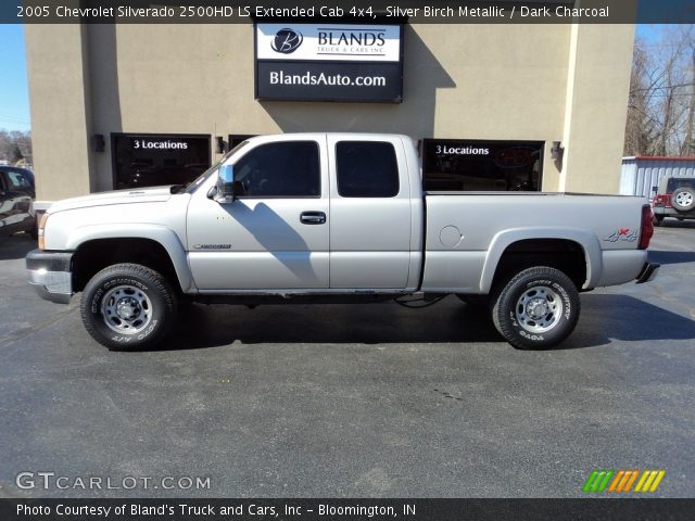 2005 Chevrolet Silverado 2500HD LS Extended Cab 4x4 in Silver Birch Metallic
