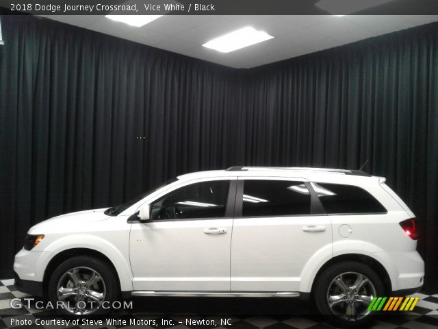 2018 Dodge Journey Crossroad in Vice White