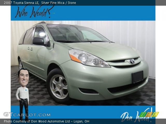 2007 Toyota Sienna LE in Silver Pine Mica