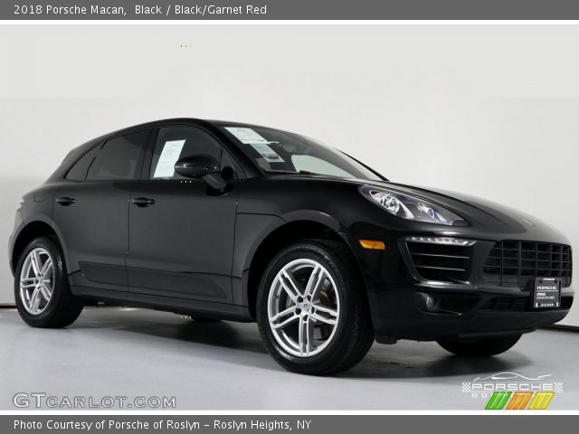 2018 Porsche Macan  in Black