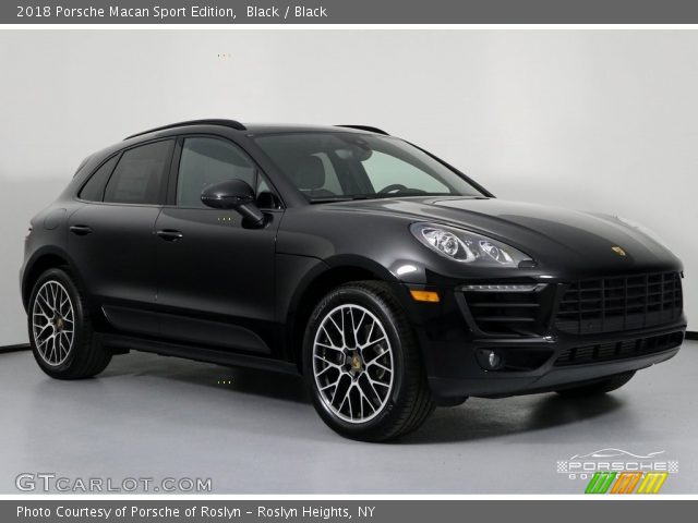 2018 Porsche Macan Sport Edition in Black
