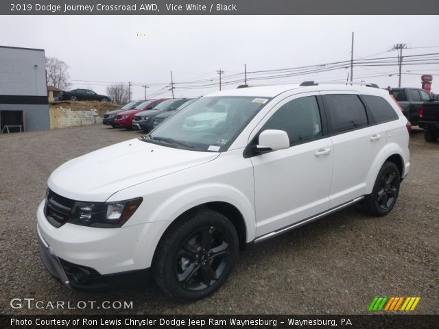 2019 Dodge Journey Crossroad AWD in Vice White