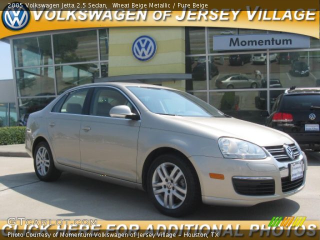 2005 Volkswagen Jetta 2.5 Sedan in Wheat Beige Metallic