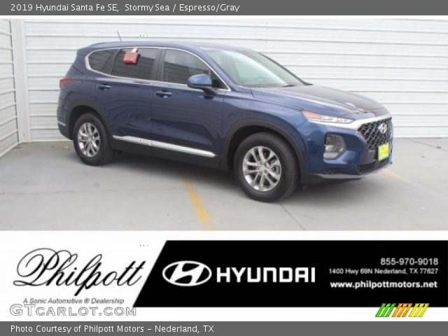 2019 Hyundai Santa Fe SE in Stormy Sea