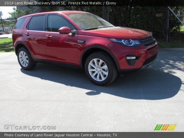 2019 Land Rover Discovery Sport SE in Firenze Red Metallic