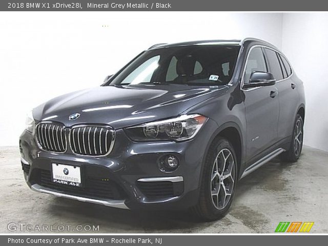 2018 BMW X1 xDrive28i in Mineral Grey Metallic