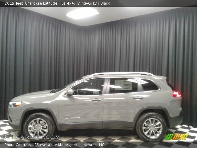2019 Jeep Cherokee Latitude Plus 4x4 in Sting-Gray