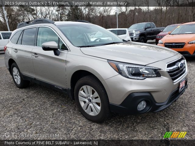 2019 Subaru Outback 2.5i Premium in Tungsten Metallic