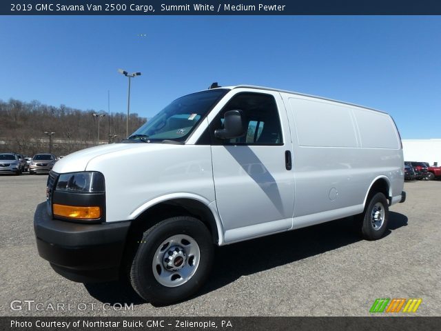 2019 GMC Savana Van 2500 Cargo in Summit White