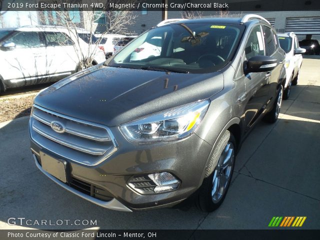 2019 Ford Escape Titanium 4WD in Magnetic