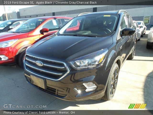 2019 Ford Escape SE in Agate Black