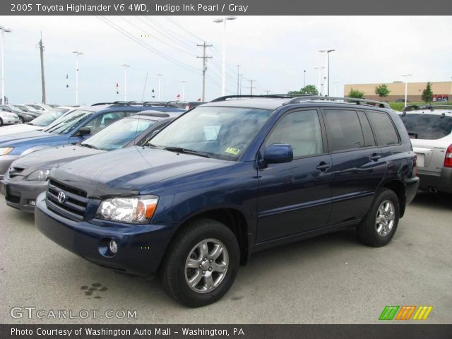 2005 Toyota Highlander V6 4WD in Indigo Ink Pearl