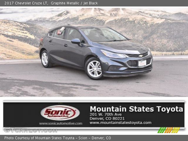 2017 Chevrolet Cruze LT in Graphite Metallic