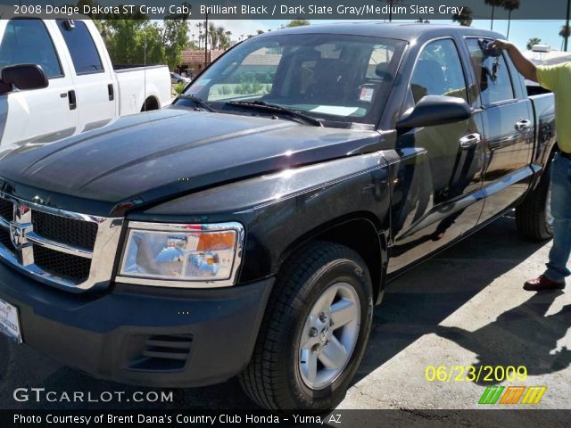 2008 Dodge Dakota ST Crew Cab in Brilliant Black