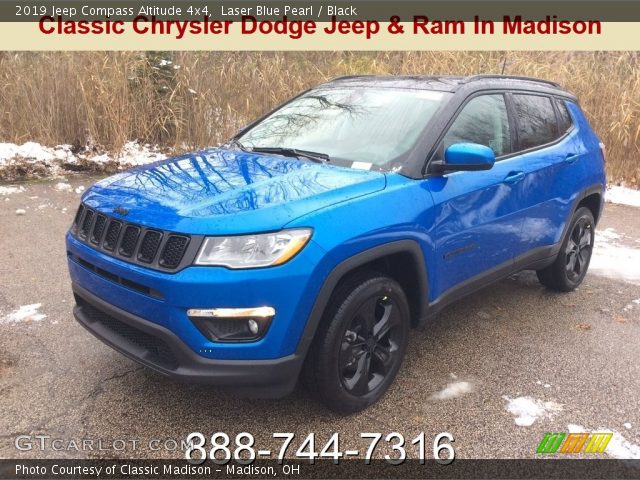 2019 Jeep Compass Altitude 4x4 in Laser Blue Pearl