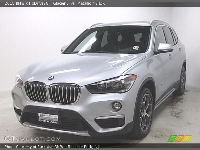 2018 BMW X1 xDrive28i in Glacier Silver Metallic