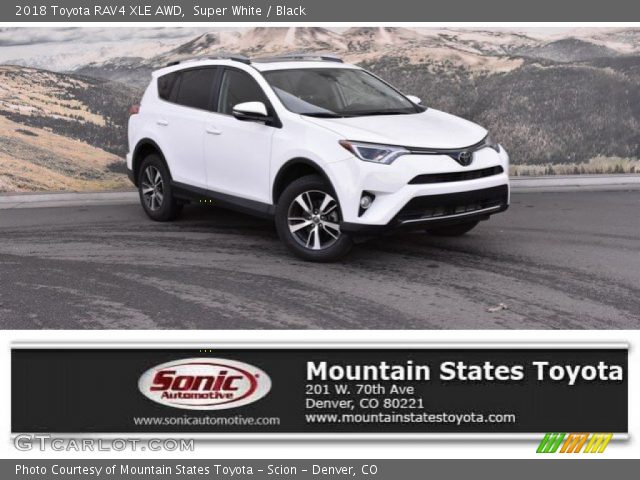 2018 Toyota RAV4 XLE AWD in Super White