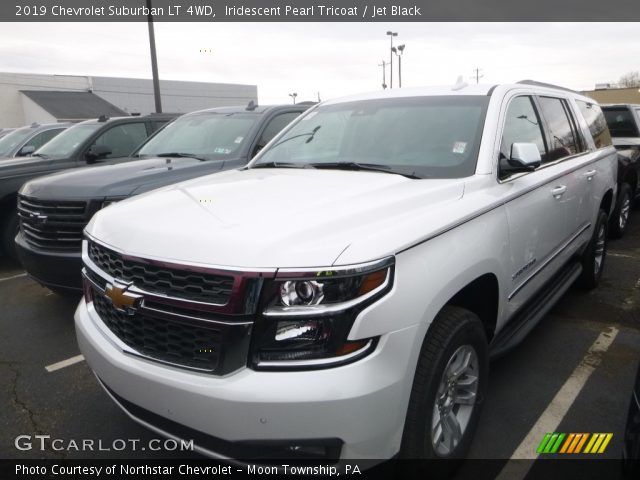 2019 Chevrolet Suburban LT 4WD in Iridescent Pearl Tricoat
