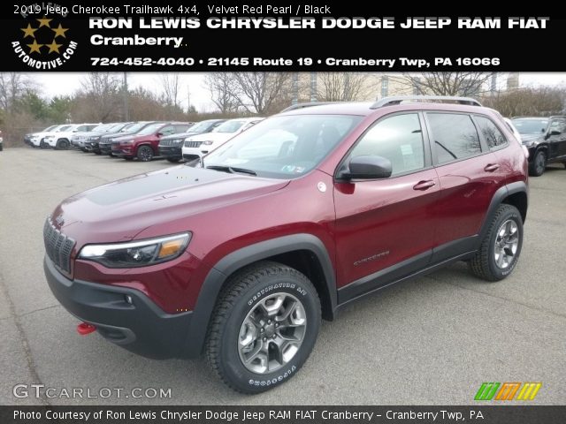 2019 Jeep Cherokee Trailhawk 4x4 in Velvet Red Pearl