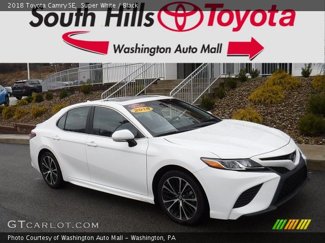 2018 Toyota Camry SE in Super White
