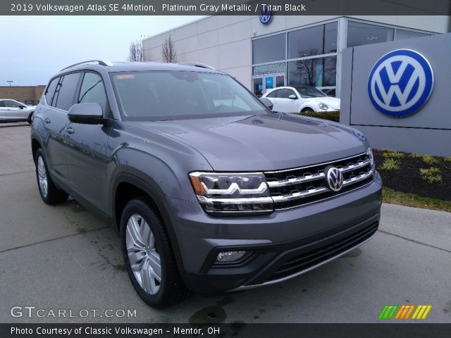 2019 Volkswagen Atlas SE 4Motion in Platinum Gray Metallic