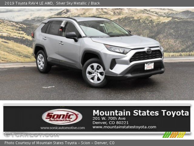 2019 Toyota RAV4 LE AWD in Silver Sky Metallic