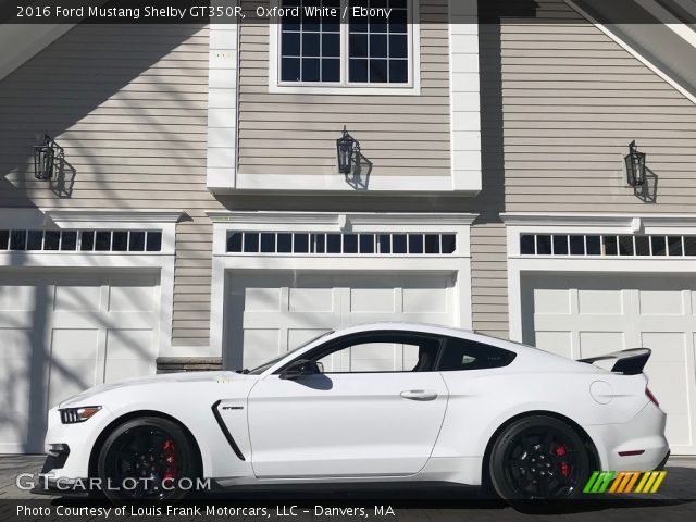 2016 Ford Mustang Shelby GT350R in Oxford White