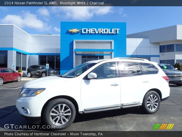 2014 Nissan Pathfinder SL AWD in Moonlight White