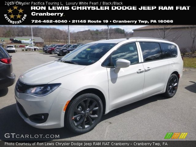2019 Chrysler Pacifica Touring L in Luxury White Pearl