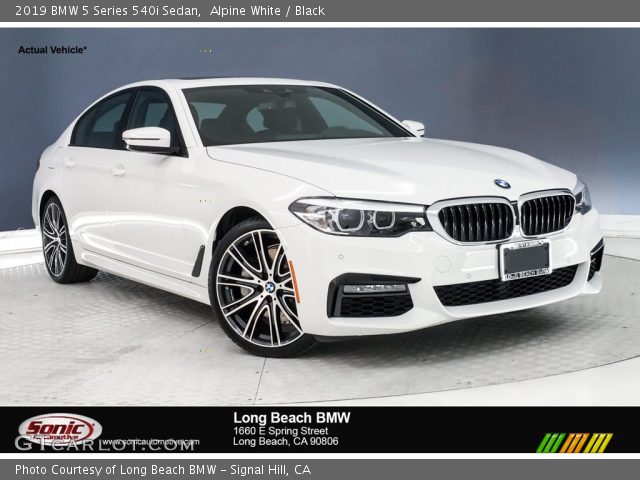 2019 BMW 5 Series 540i Sedan in Alpine White
