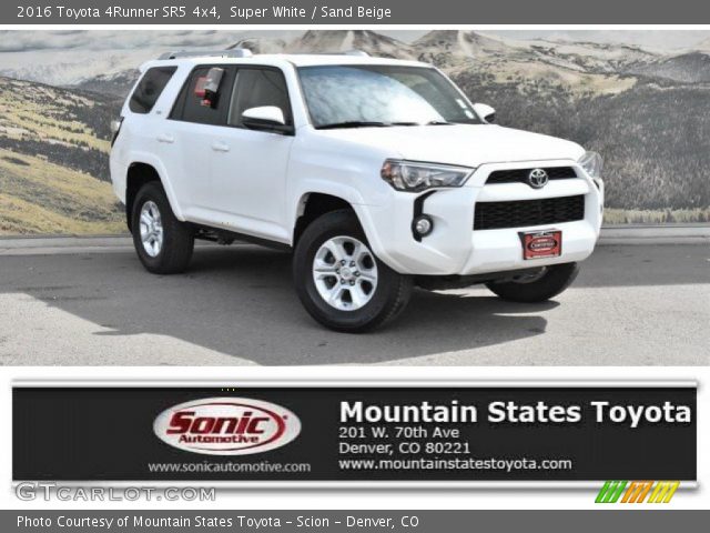 2016 Toyota 4Runner SR5 4x4 in Super White