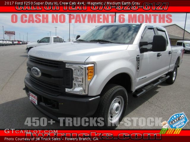 2017 Ford F250 Super Duty XL Crew Cab 4x4 in Magnetic